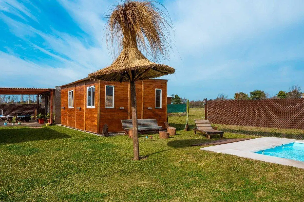 CASA EN VENTA  BARRIO RESIDENCIAL RIBERA DE ANDINO 8