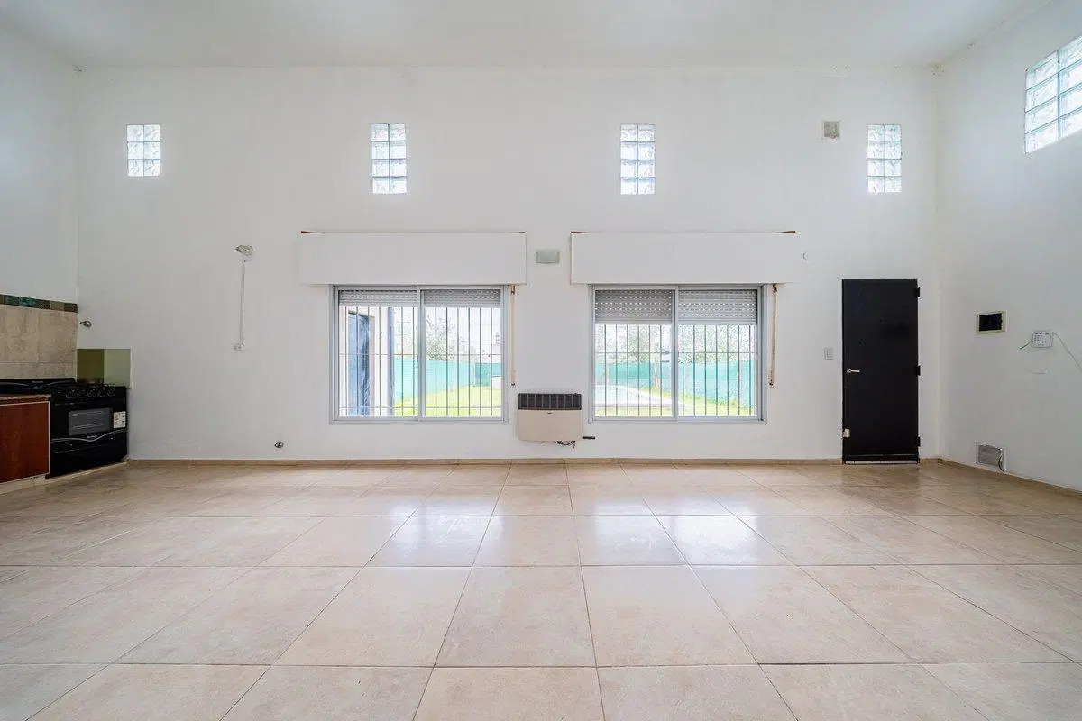 Casa en venta 2 dormitorios con pileta 5