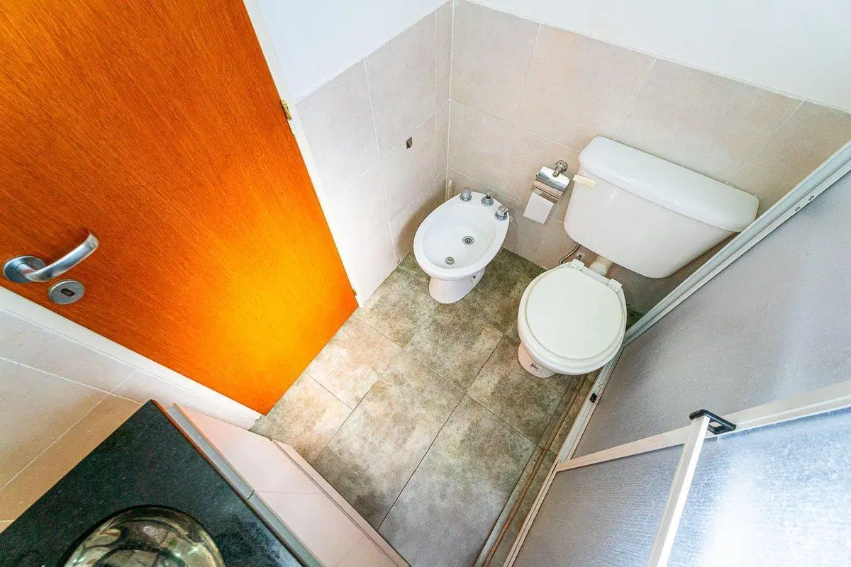 Venta departamento 1 dormitorio cochera Luis Agote 3