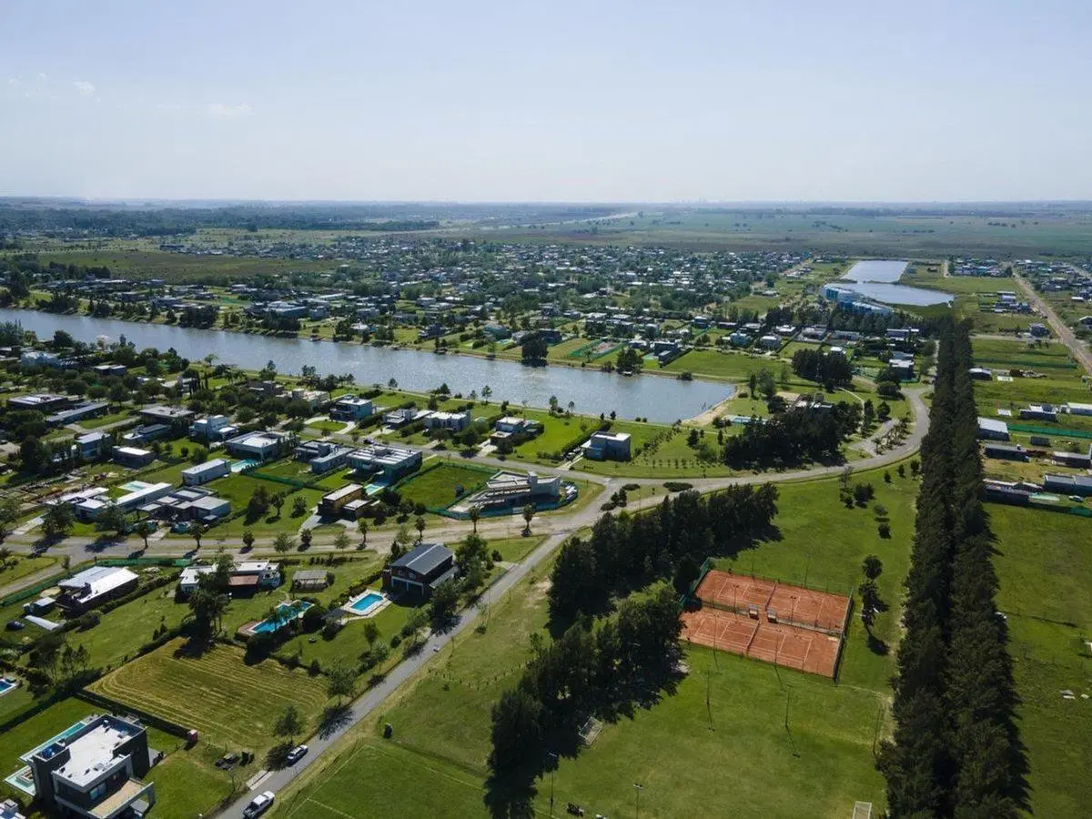 TERRENO EN VENTA EN PUERTO ROLDAN 1029 M² 4