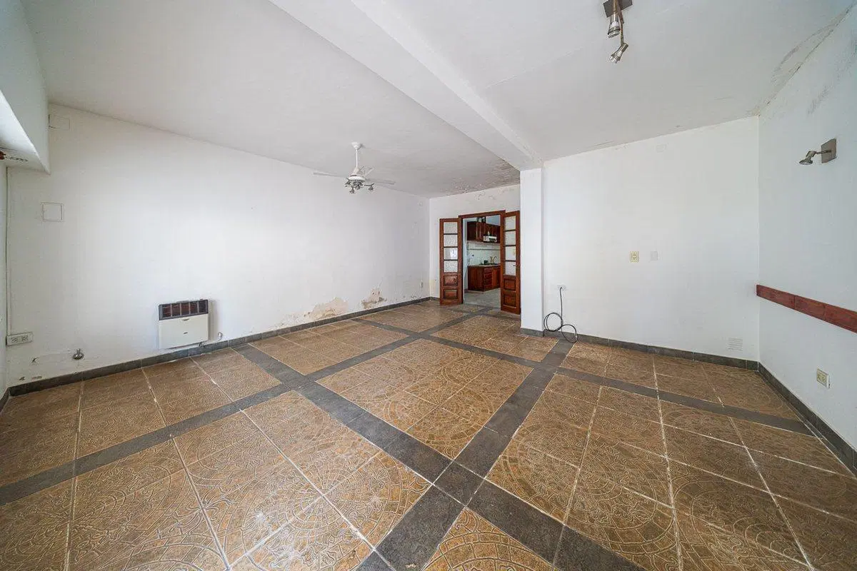 CASA EN VENTA 3 DORMITORIOS  ZONA SUR 2
