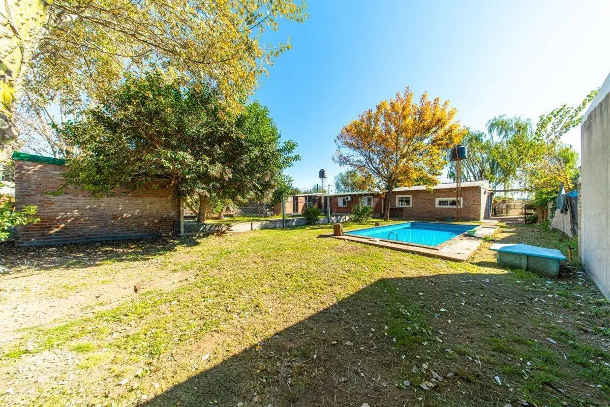 CASA VENTA EN ANDINO 2 DORMITORIOS PILETA 2