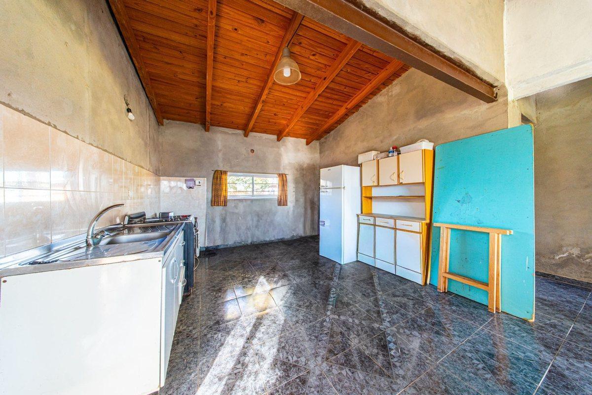 Foto de CASA VENTA EN ANDINO 2 DORMITORIOS PILETA, imagen 1