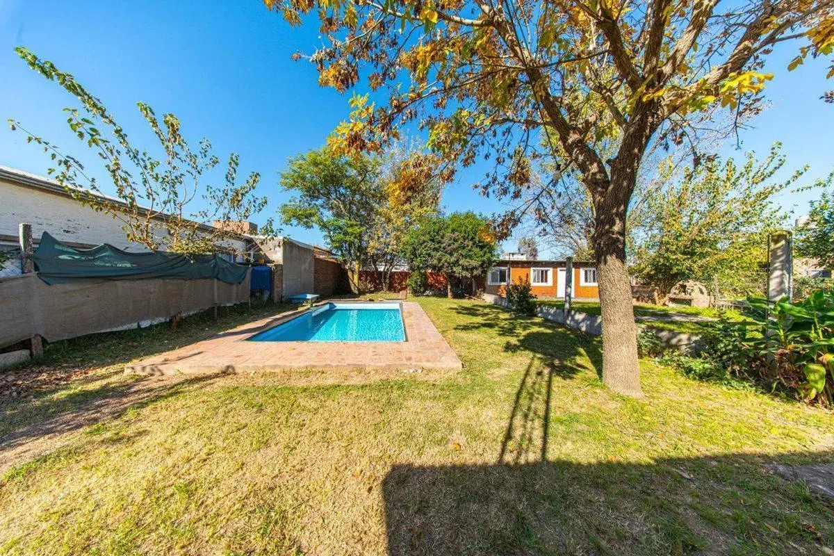 CASA VENTA EN ANDINO 2 DORMITORIOS PILETA 4