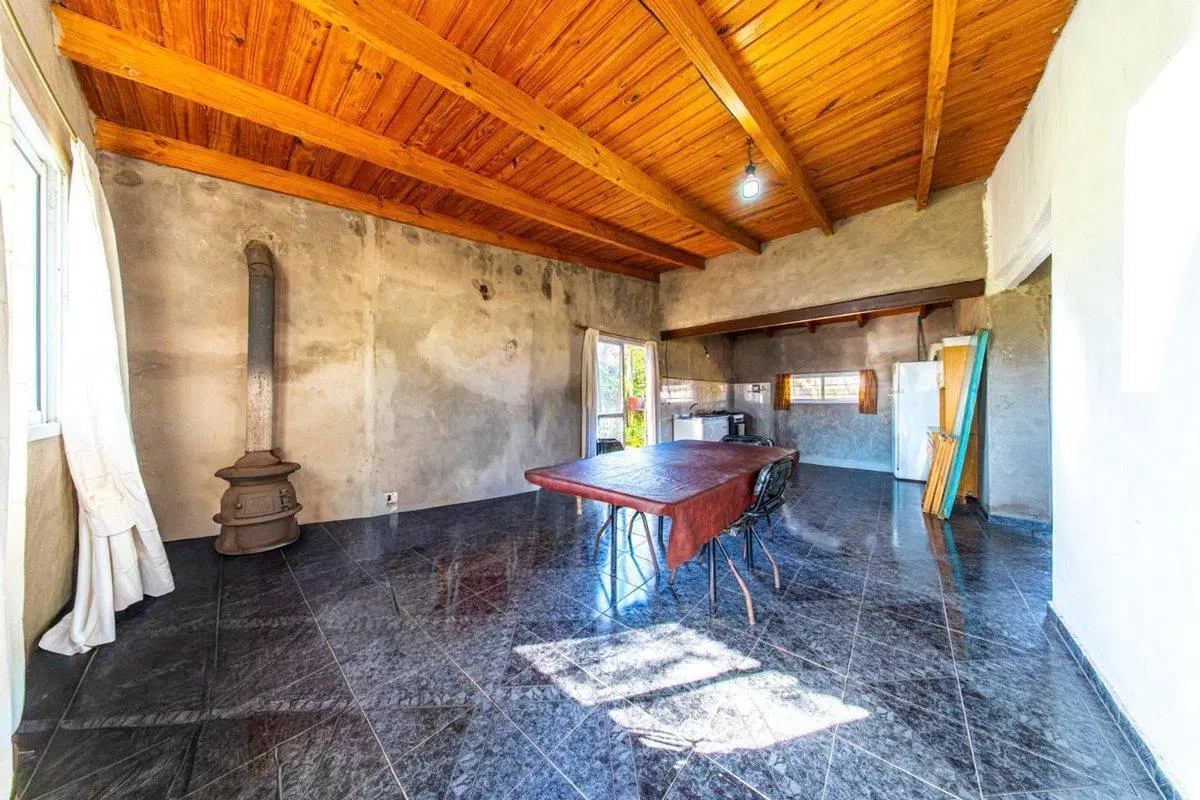 CASA VENTA EN ANDINO 2 DORMITORIOS PILETA 5