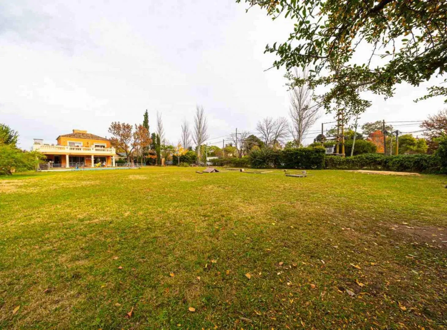 VENTA DE TERRENO EN ROLDAN 3
