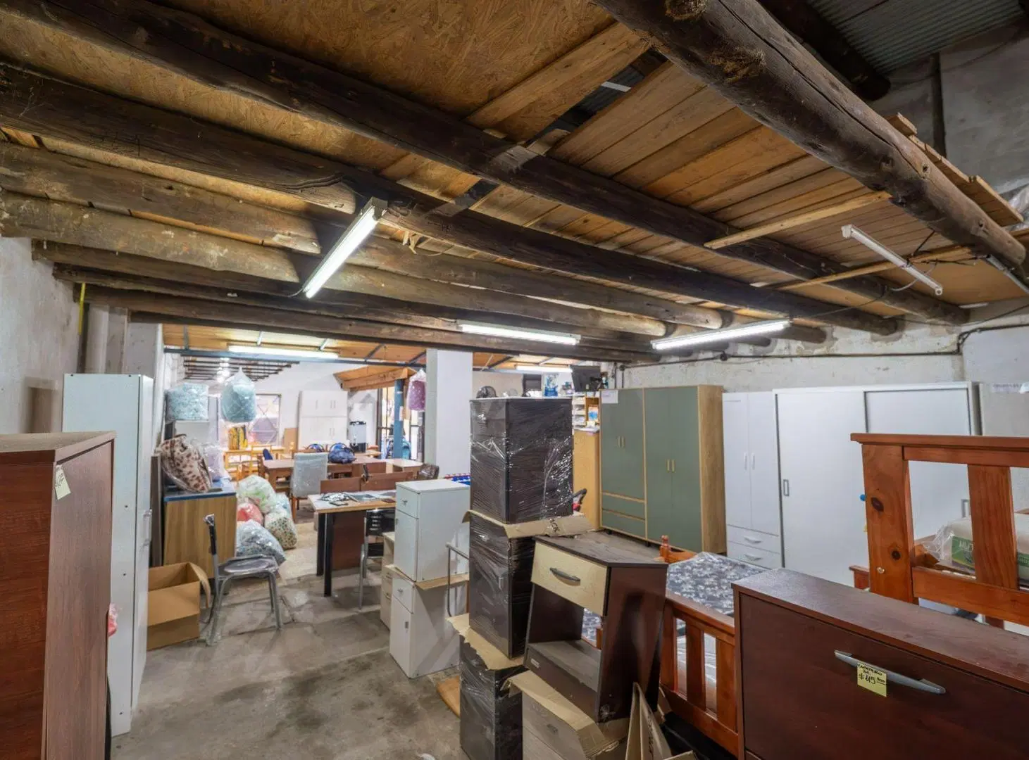 LOCAL COMERCIAL EN VENTA DE 730M2 -Av. Genova 1900 4