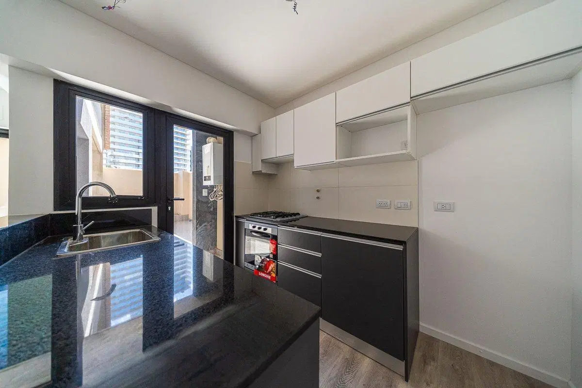DEPARTAMENTO EN VENTA 2 DORMITORIOS Y COCHERA 5