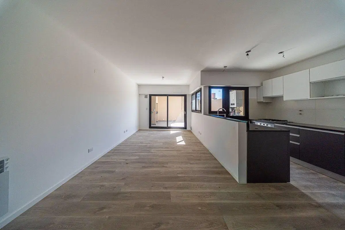 DEPARTAMENTO EN VENTA 2 DORMITORIOS Y COCHERA 2