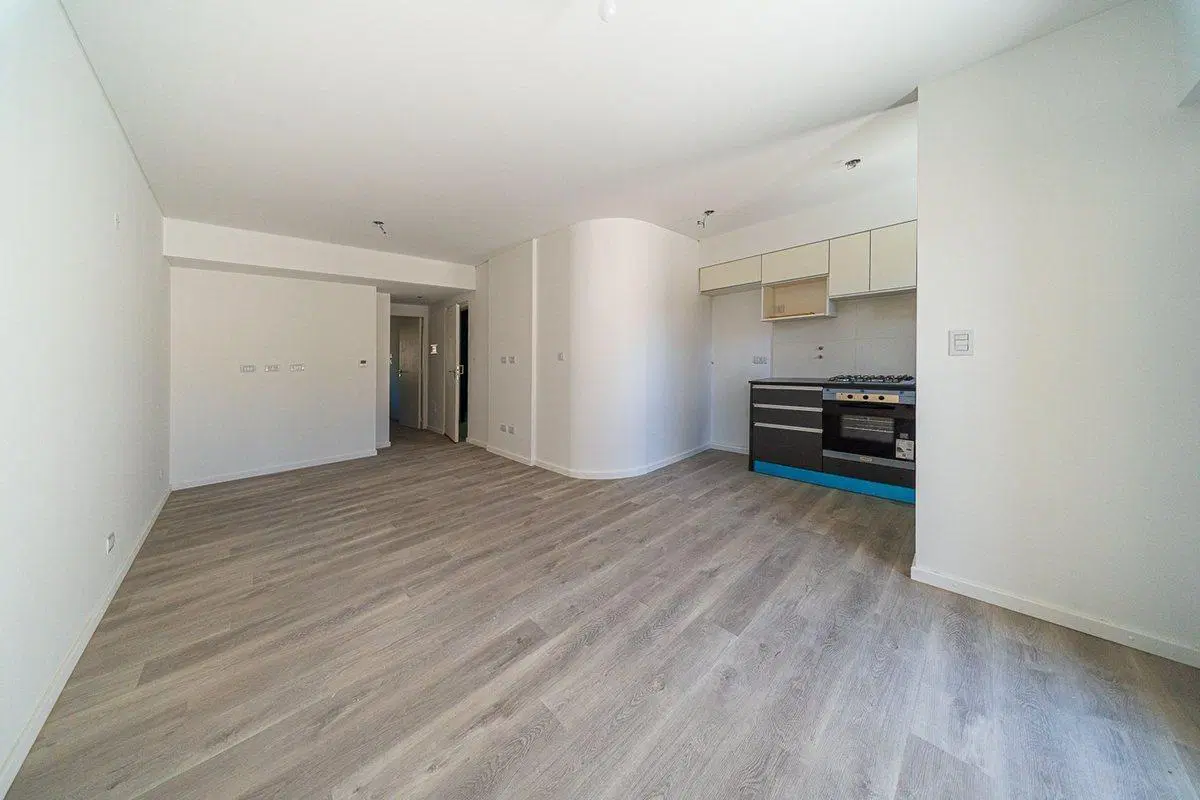 Departamento en venta de 1 dormitorio con patio 2