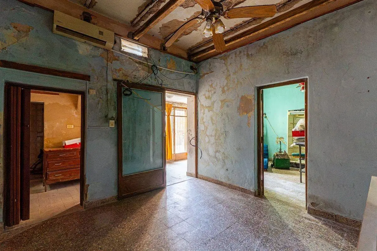 CASA EN VENTA 4 DORMITORIOS BARRIO LAS DELICIAS 4
