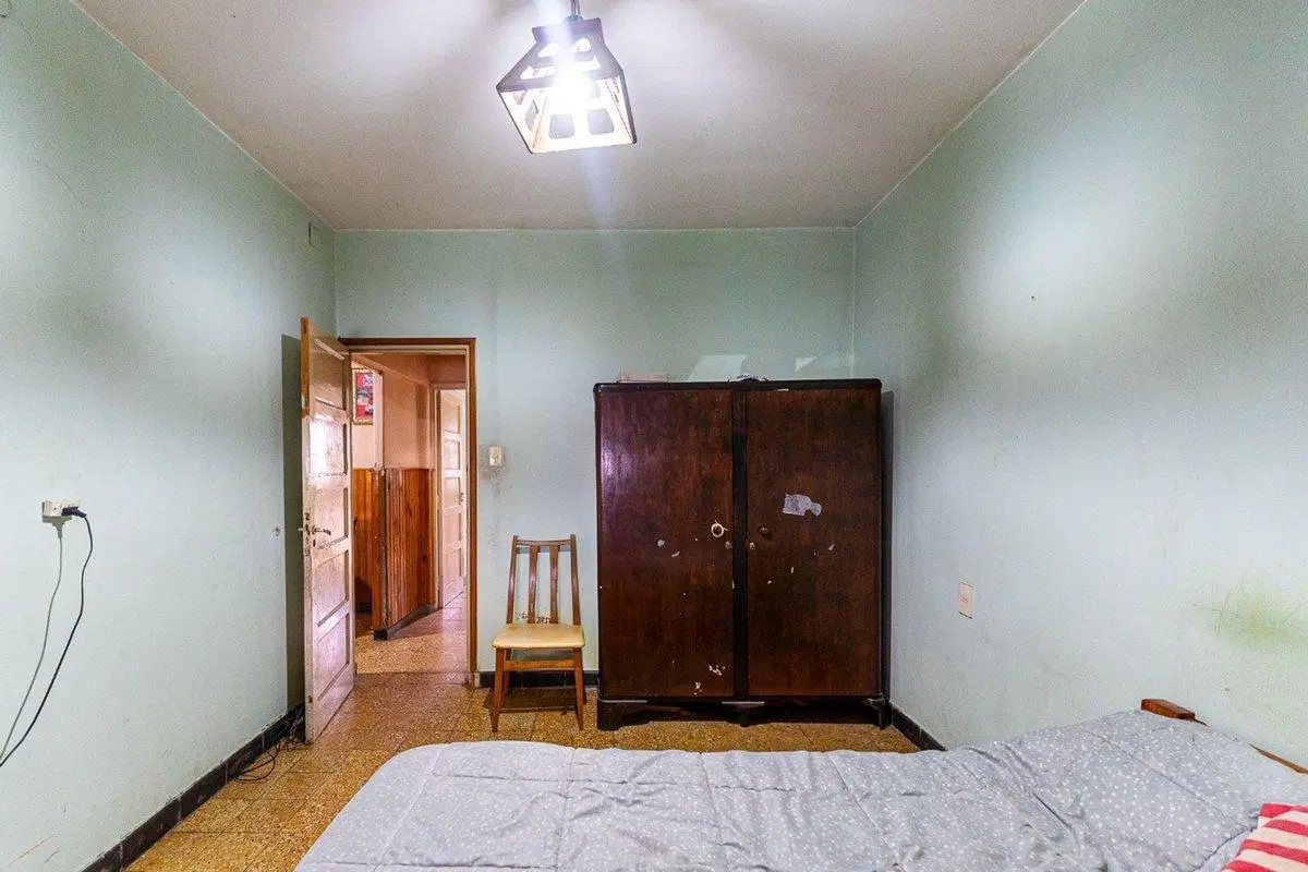 CASA EN VENTA DOS DORMITORIOS EN BARRIO BELGRANO 4