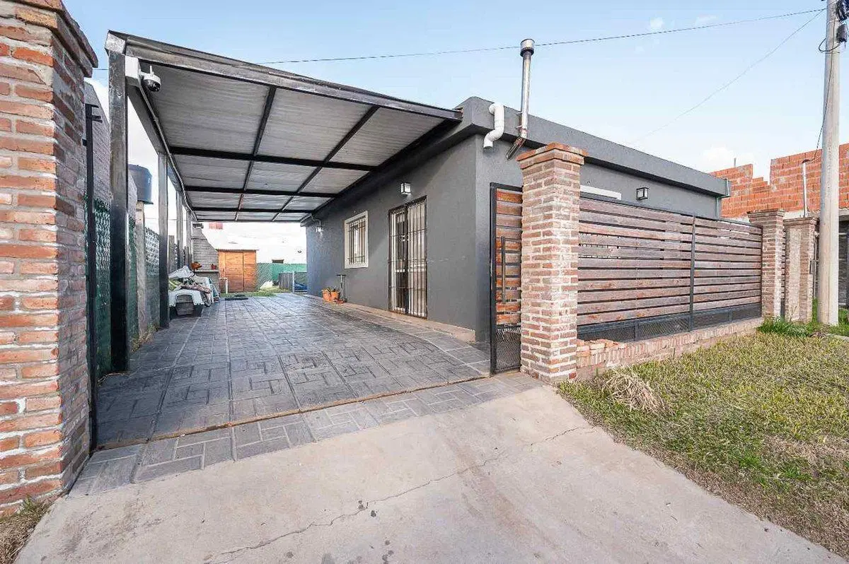 Casa en venta 2 dormitorios Los muchachos Piñeiro 4