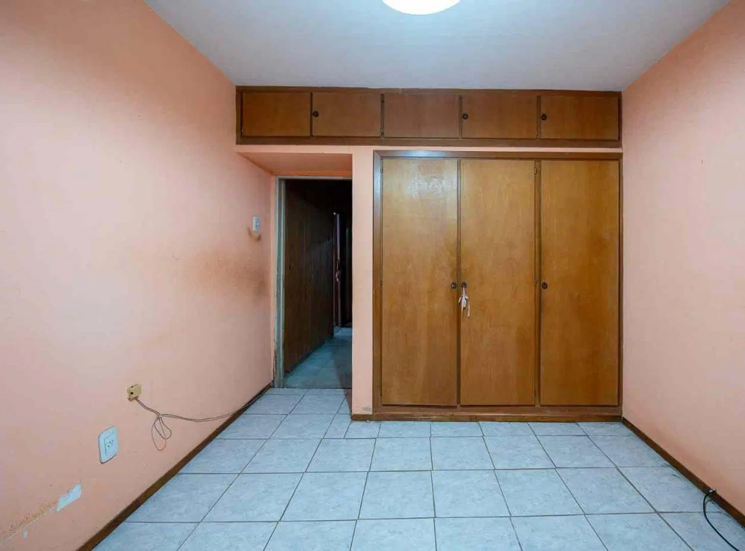 Casa en venta de 2 dormitorios a reciclar en F.L.B 3