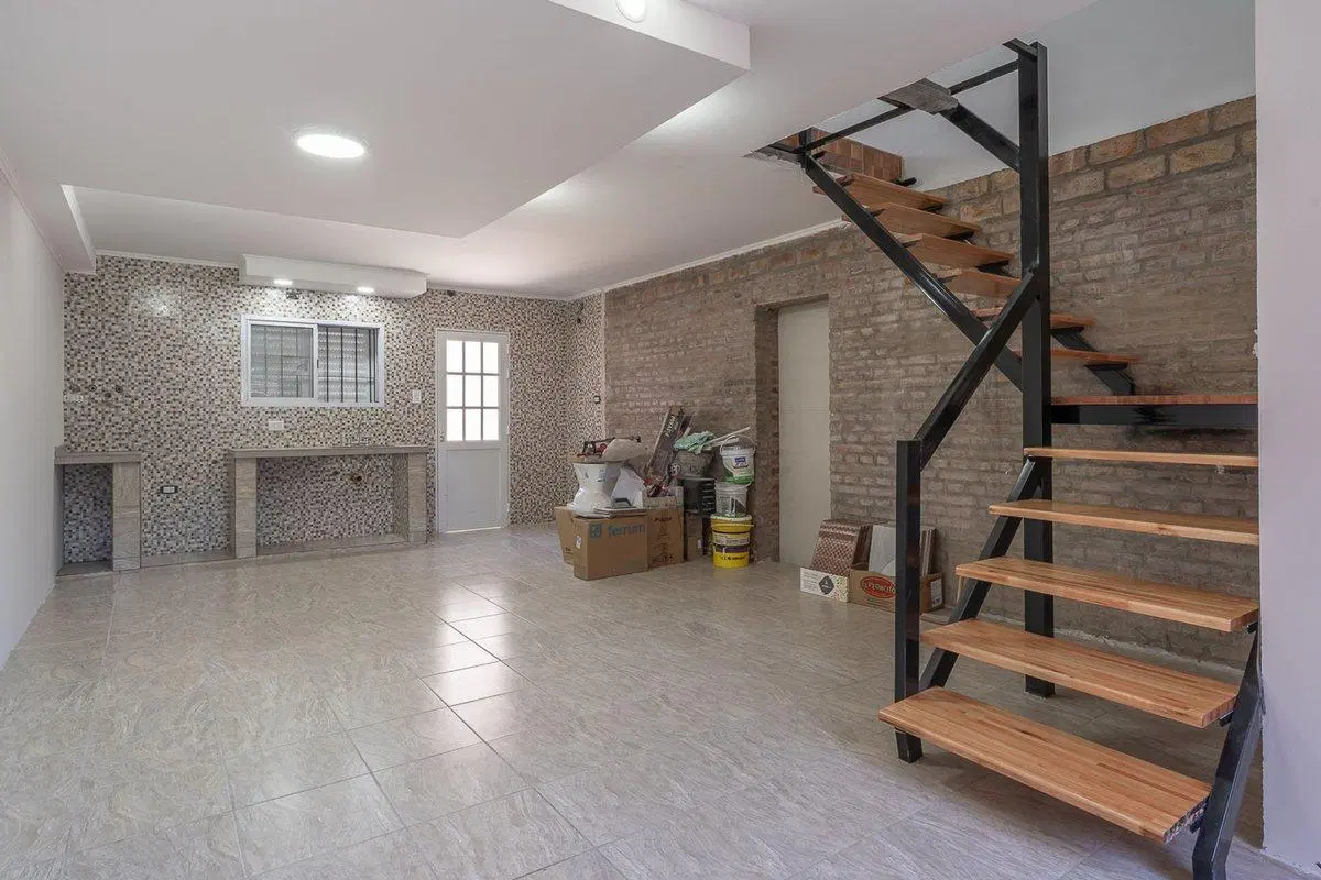 TERRENO EN VENTA IDEAL LOCAL O GALPÓN 3