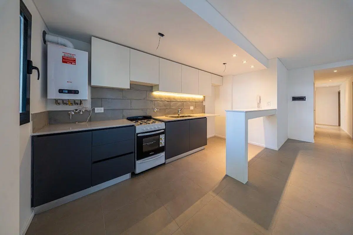 DEPTO EN VENTA 2 DORMITORIOS SEMIPISO ECHESORTU 2