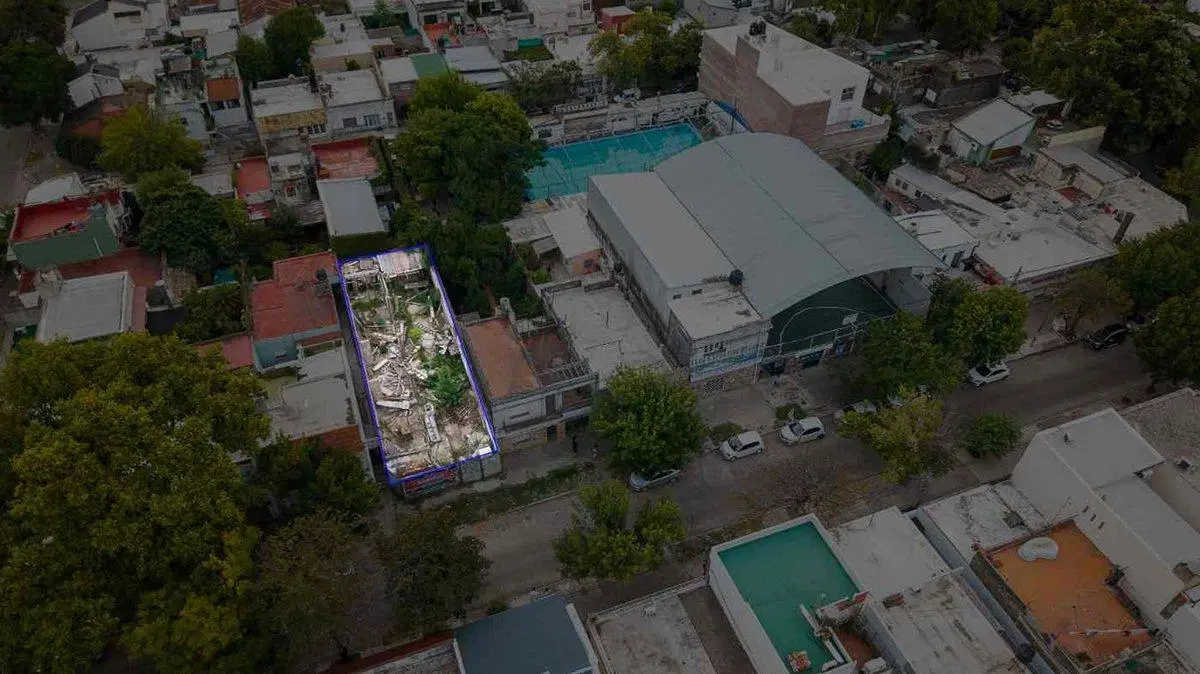 LOTE EN VENTA DESARROLLO PB + 3 PISOS 3