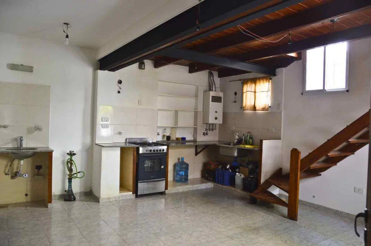 Casa en venta en Echesortu con local comercial 2