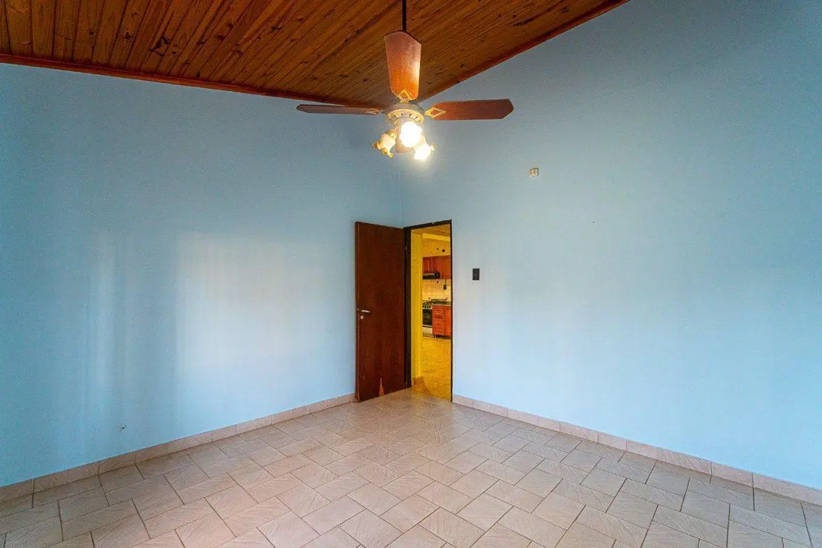 Casa en venta Granadero Baigorria 3