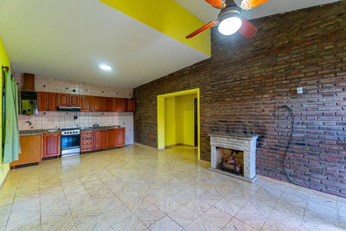 Casa en venta Granadero Baigorria 4