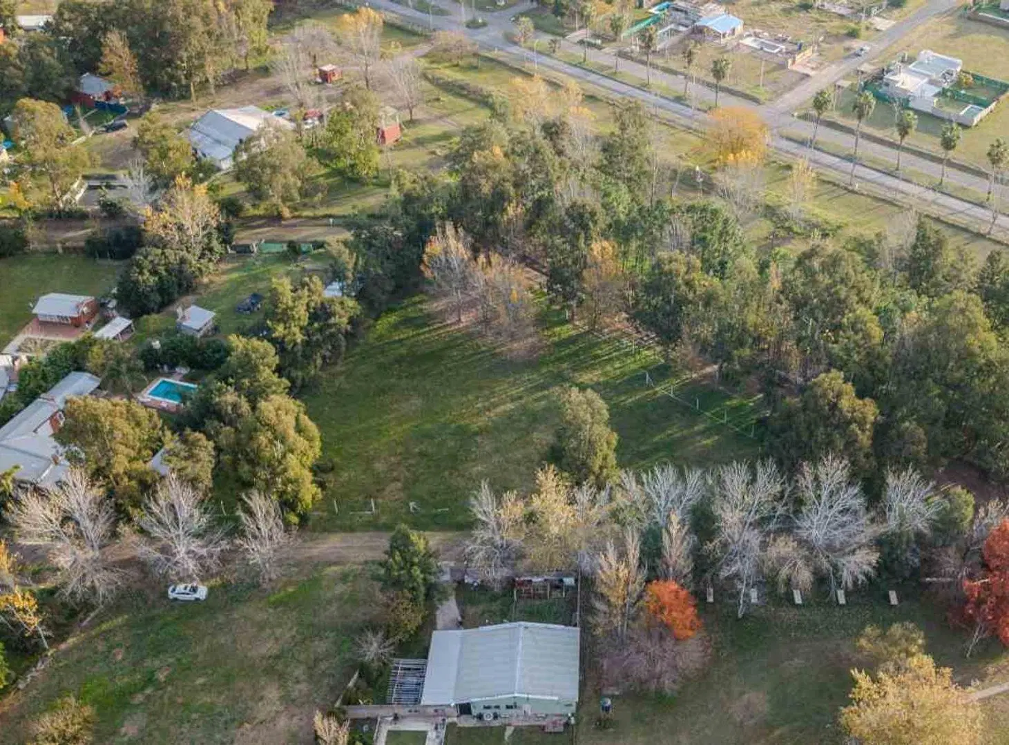 LOTE EN VENTA EN BARRIO PRIVADO EL AMANECER 4