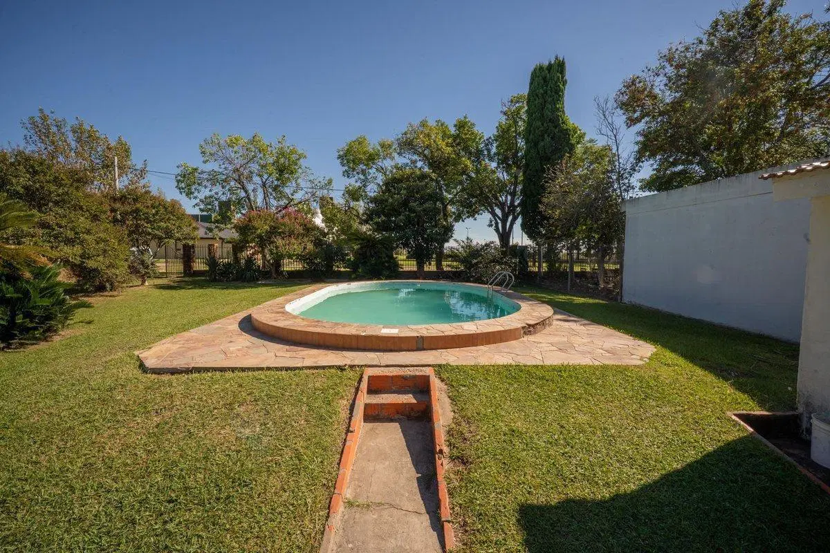 CASA EN VENTA 2 DORMITORIOS ZONA RIO PUEBLO ESTHER 2