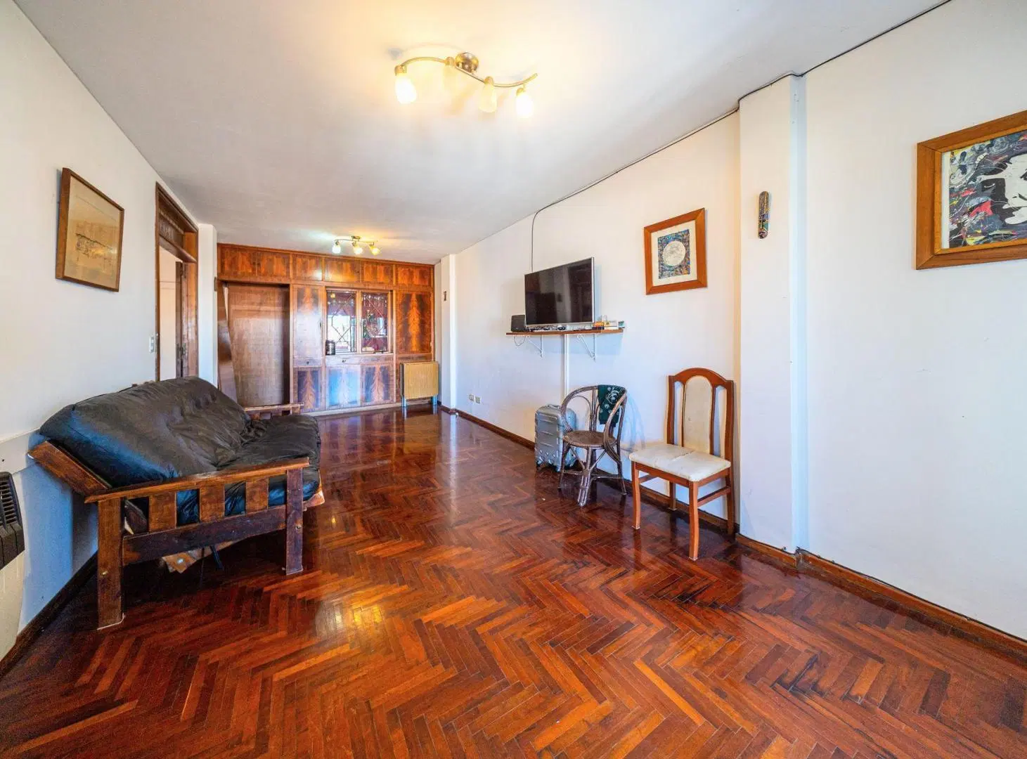 VENTA DEPARTAMENTO 2 DORMITORIOS + COMODIN CENTRO 4