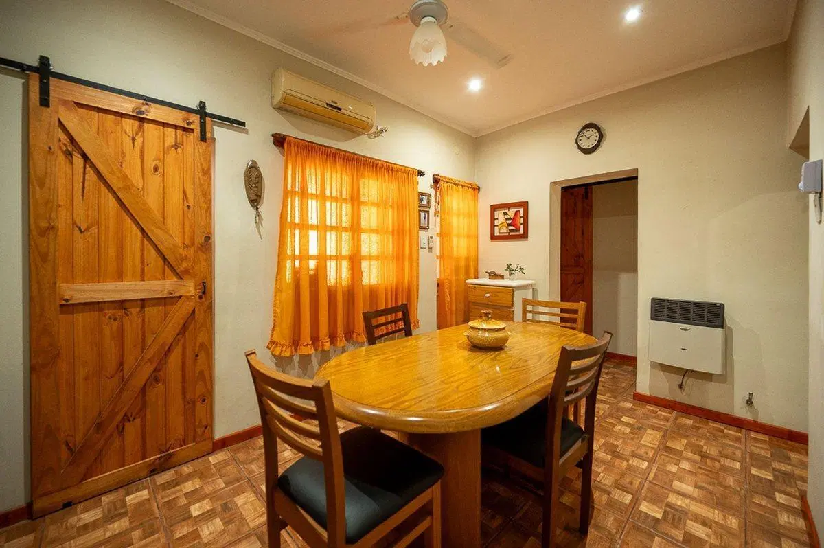 CASA EN VENTA 2 DORMITORIOS 2