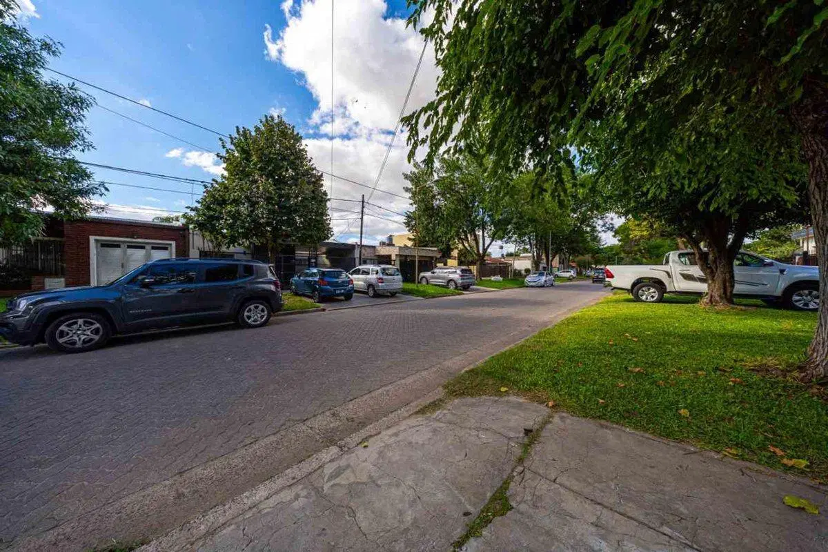 TERRENO EN VENTA EN BAIGORRIA BARRIO SANTA RITA 7