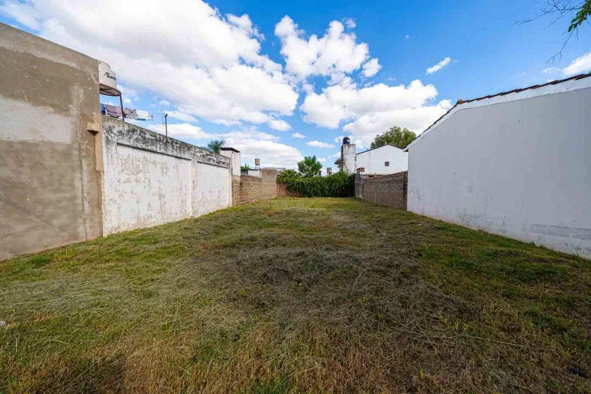 TERRENO EN VENTA EN BAIGORRIA BARRIO SANTA RITA 3