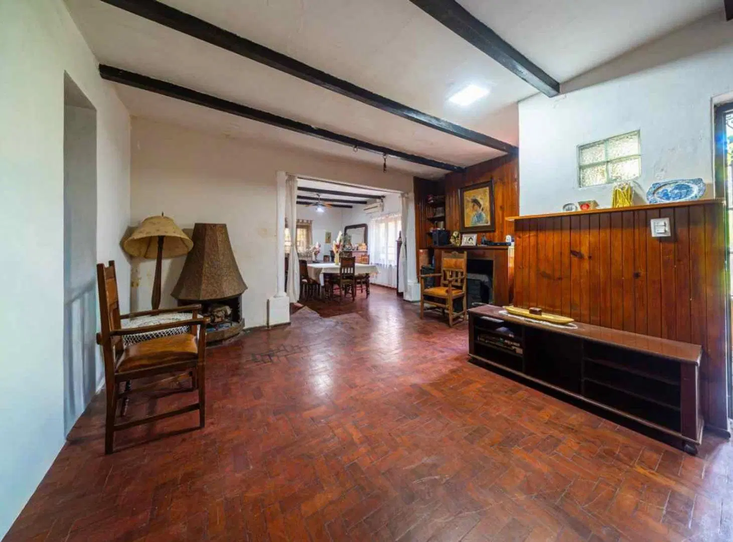 CASA EN VENTA EN FISHERTON CON 5 DORMITORIOS 5