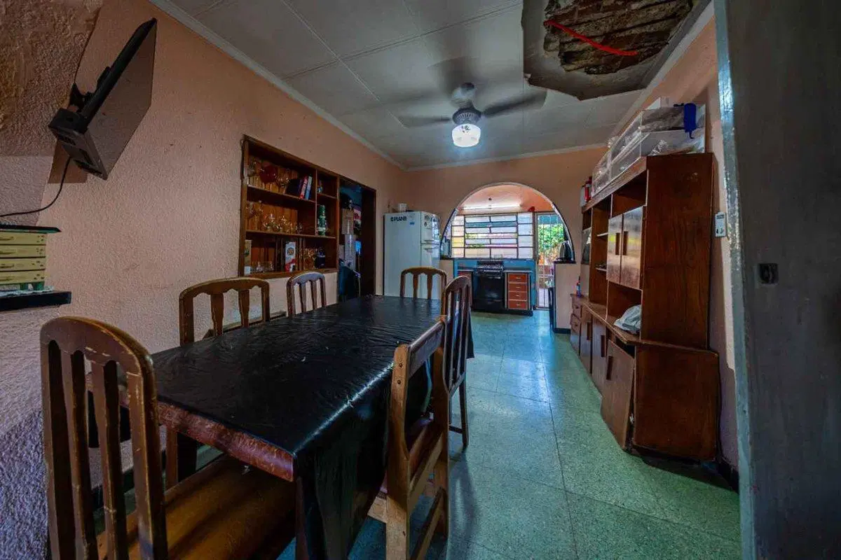 CASA EN VENTA DOS DORMITORIOS 4