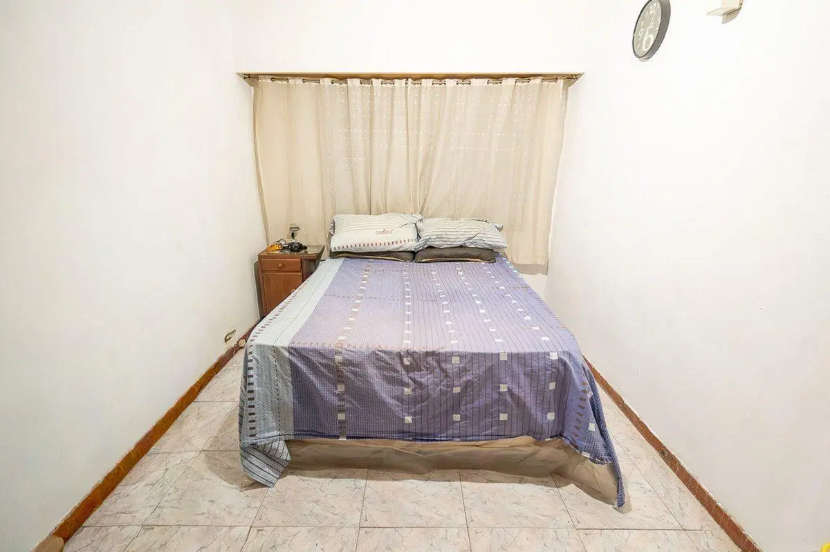 Casa en Venta 1 Dormitorio con cochera 2