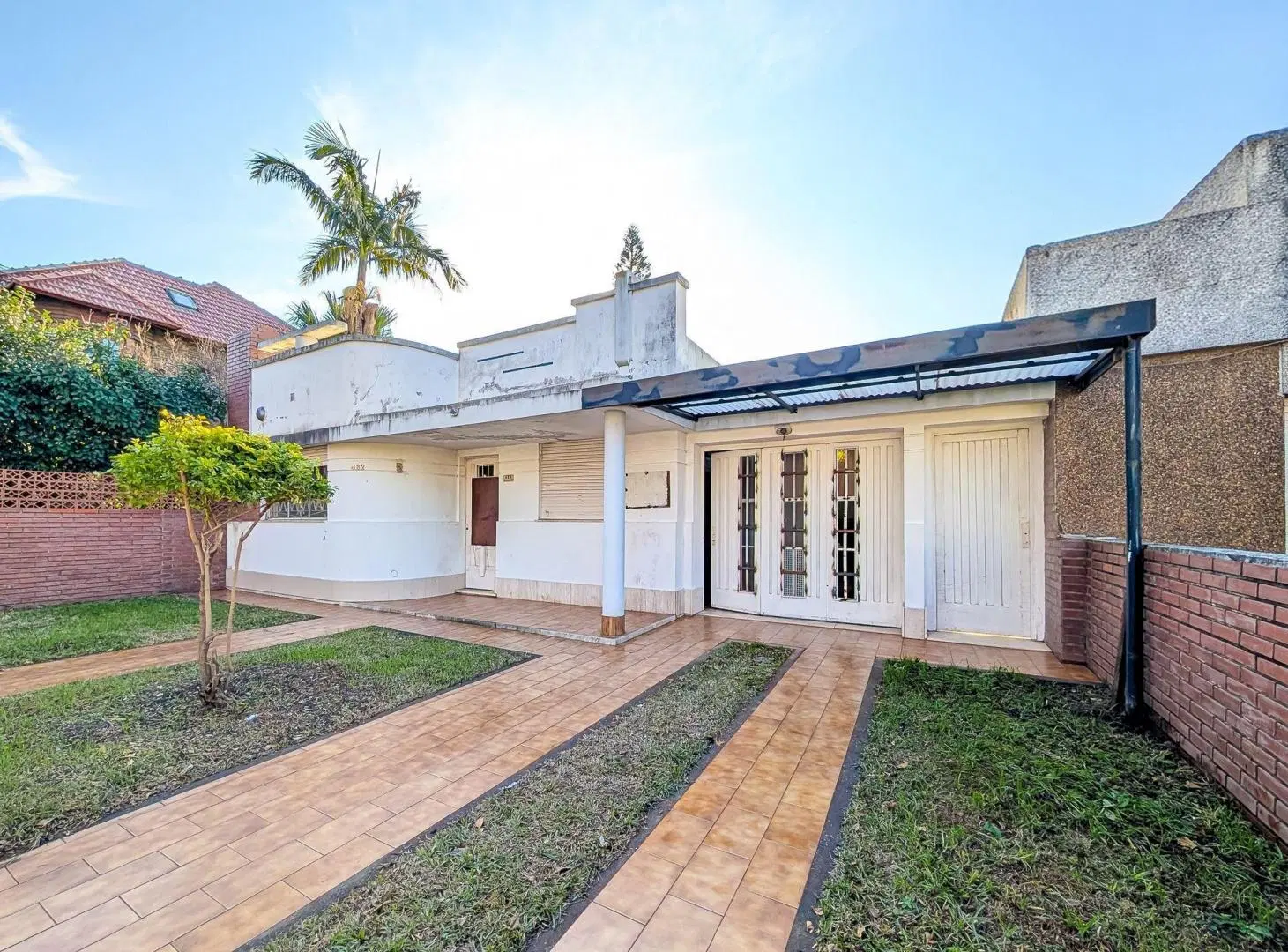 CASA 4 AMBIENTES EN VENTA EN ZONA SUR CON JARDIN 2