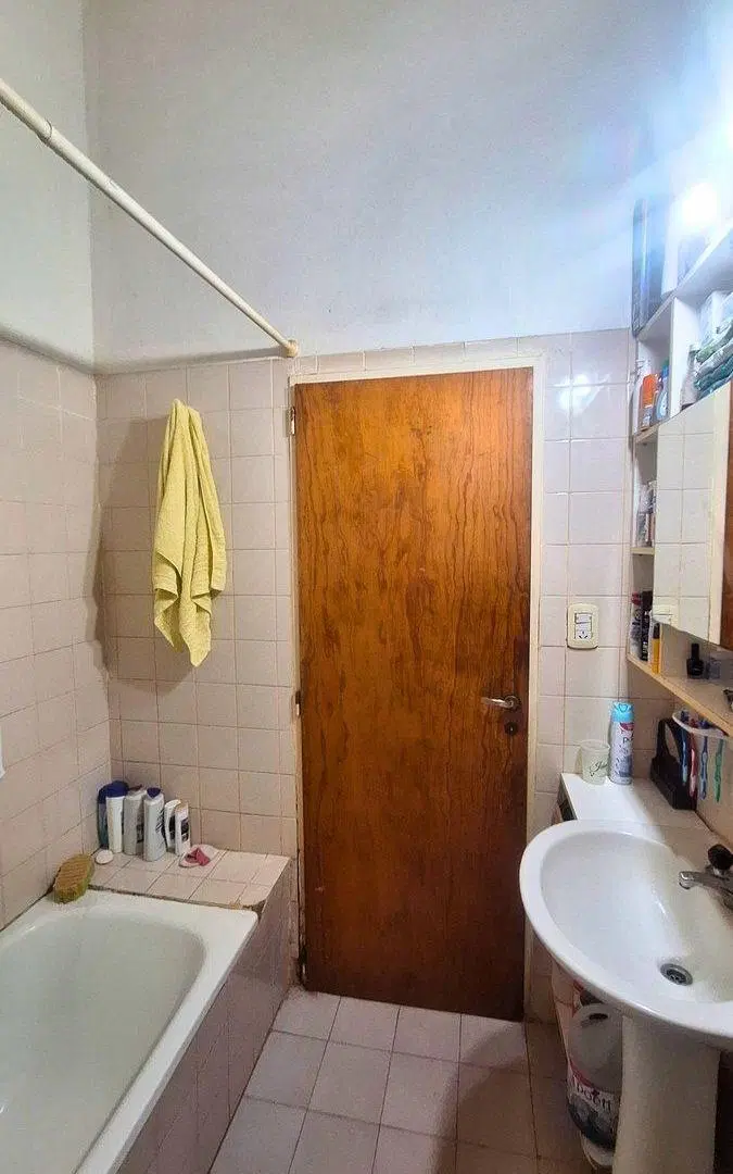 CASA EN VENTA EN GDRO. BAIGORRIA 3 DORMITORIOS 5