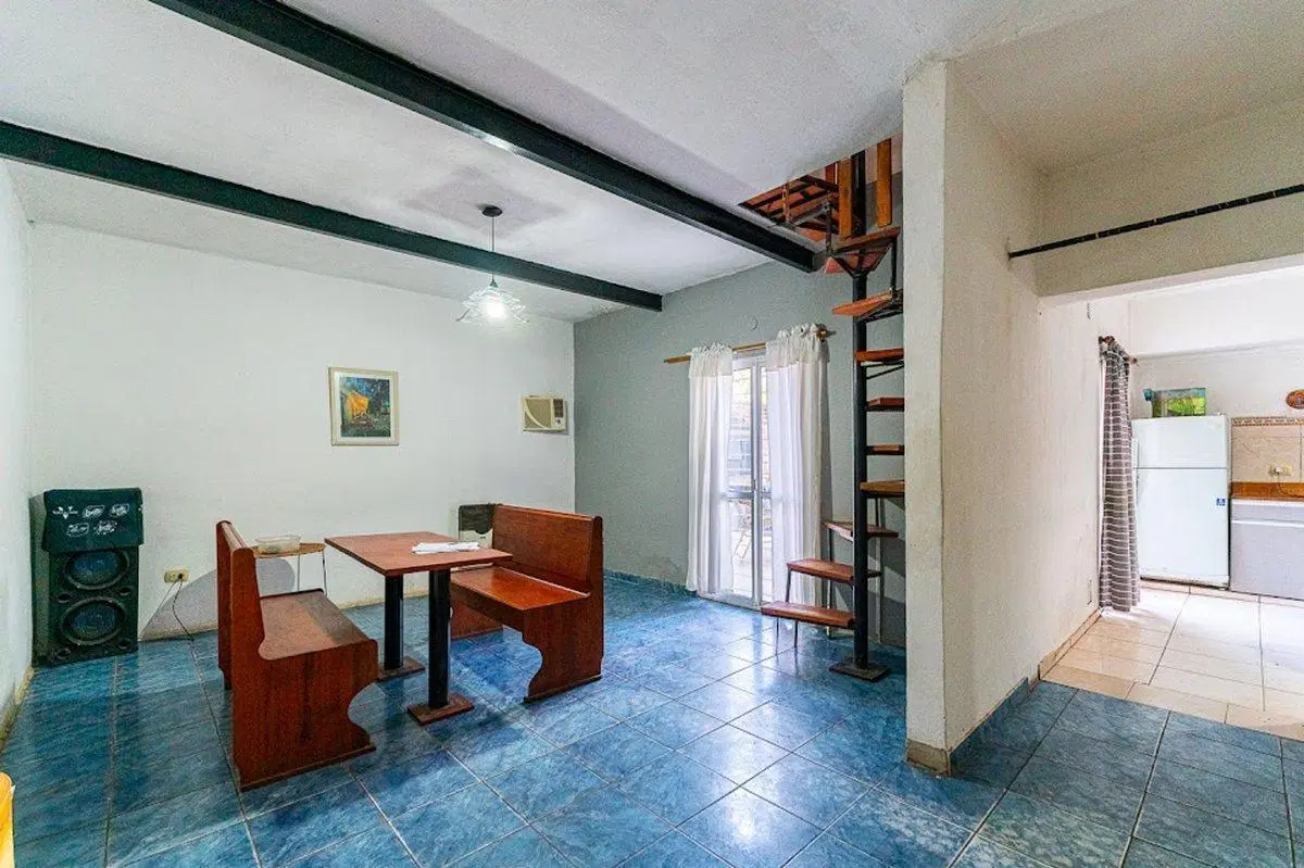 CASA EN VENTA FISHERTON 3 HABITACIONES CON PATIO 2