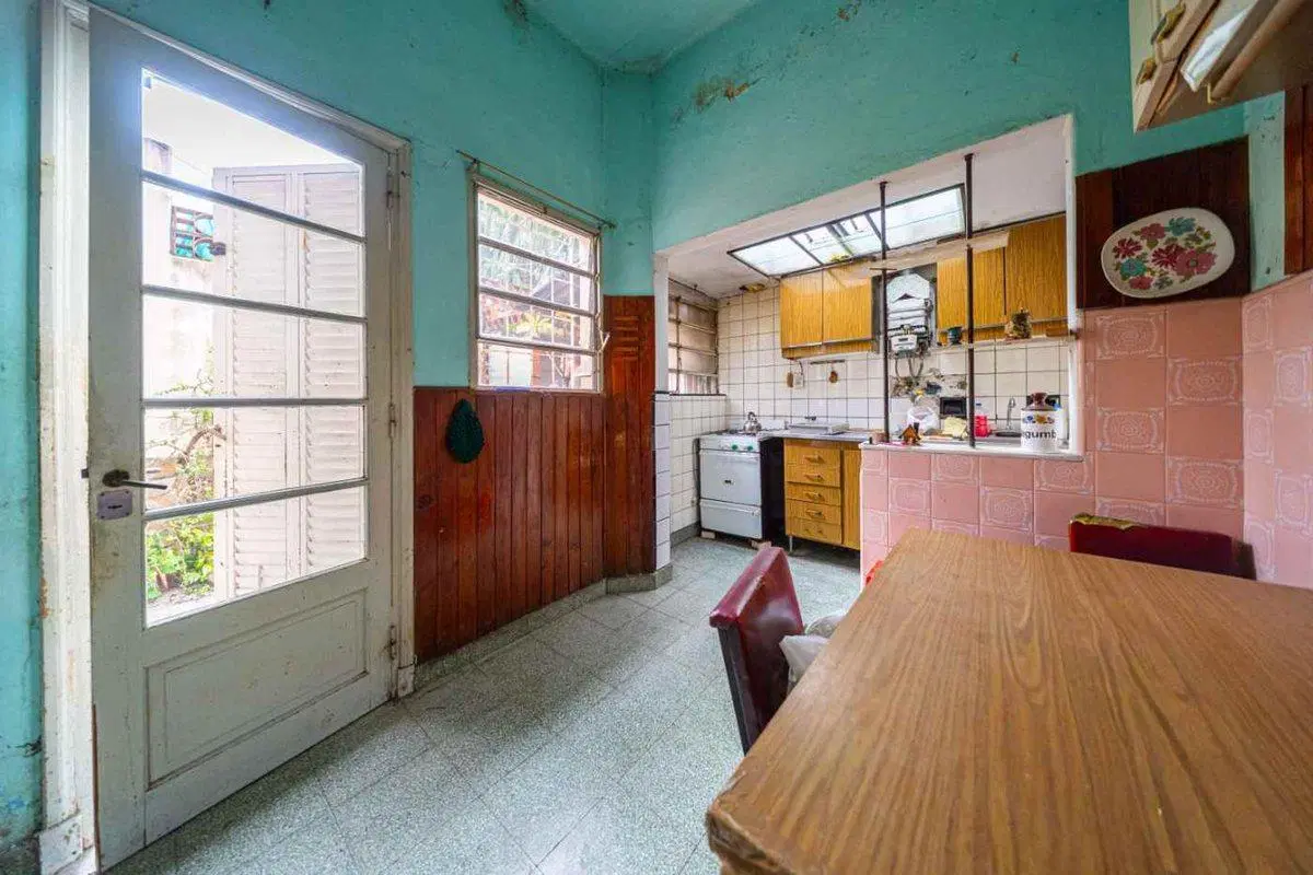 TERRENO O CASA A RECICLAR EN VENTA EN LA SEXTA 3