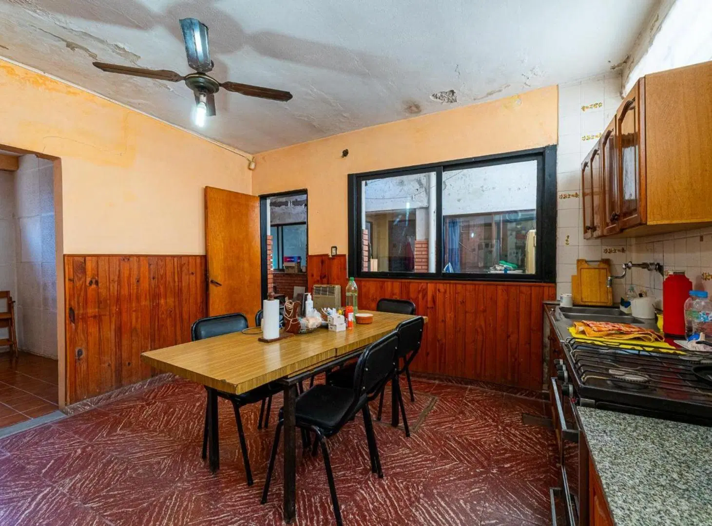 CASA VENTA 4 DORMITORIOS BARRIO SARMIENTO ALBERDI 3