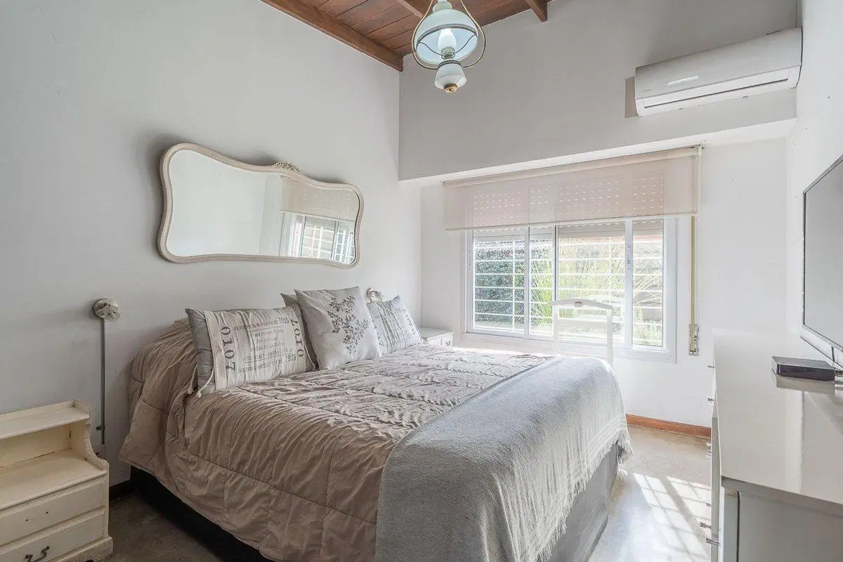 CASA EN VENTA FISHERTON 3 DORMITORIOS APTA CREDITO 3