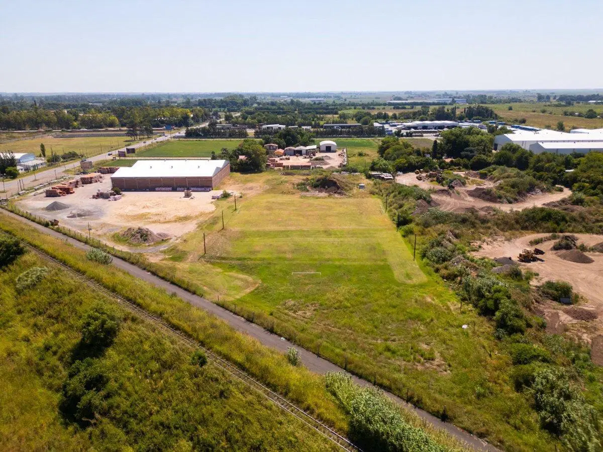 LOTE INDUSTRIAL VENTA BAIGORRIA PERMUTA FINANCIA 2