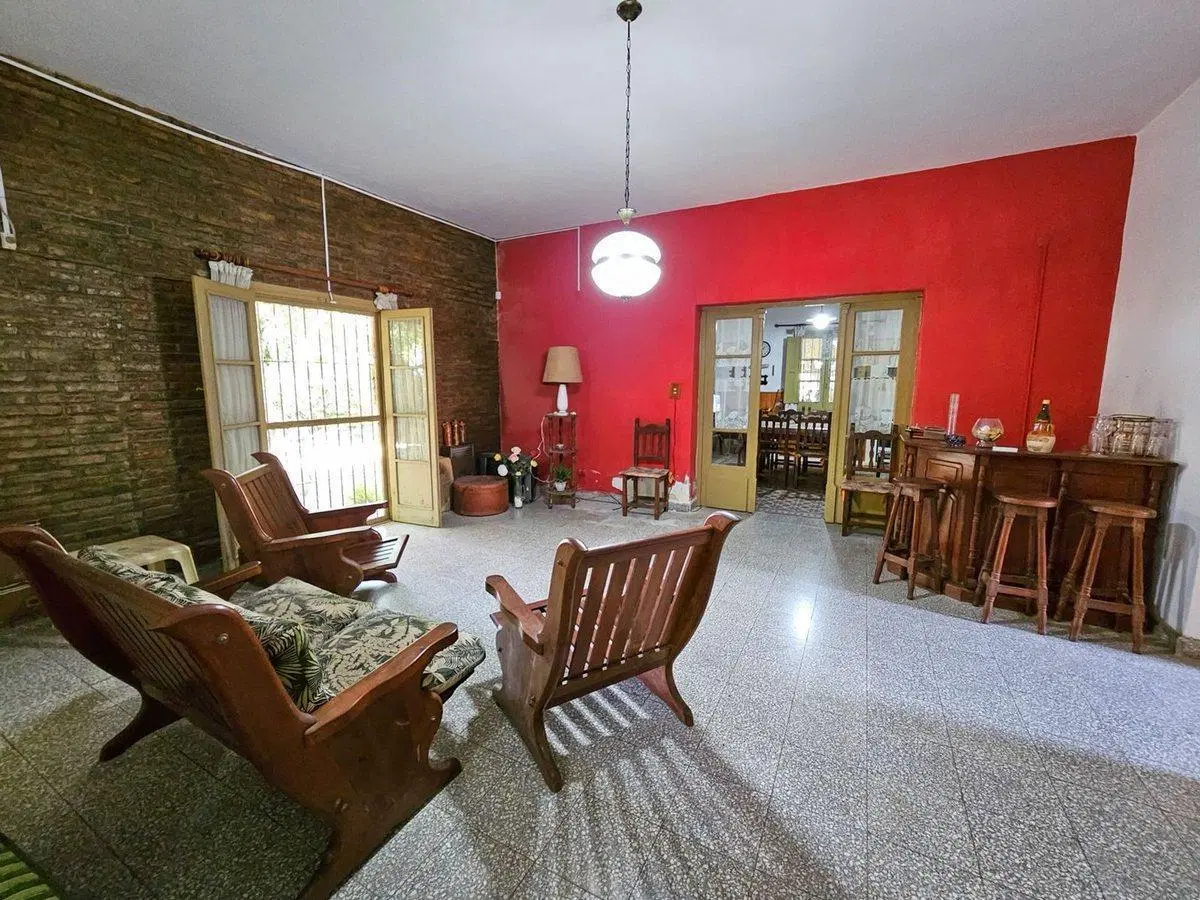 CASA EN VENTA EN VILLA CONSTITUCIÓN JARDIN 4 DORMI 2