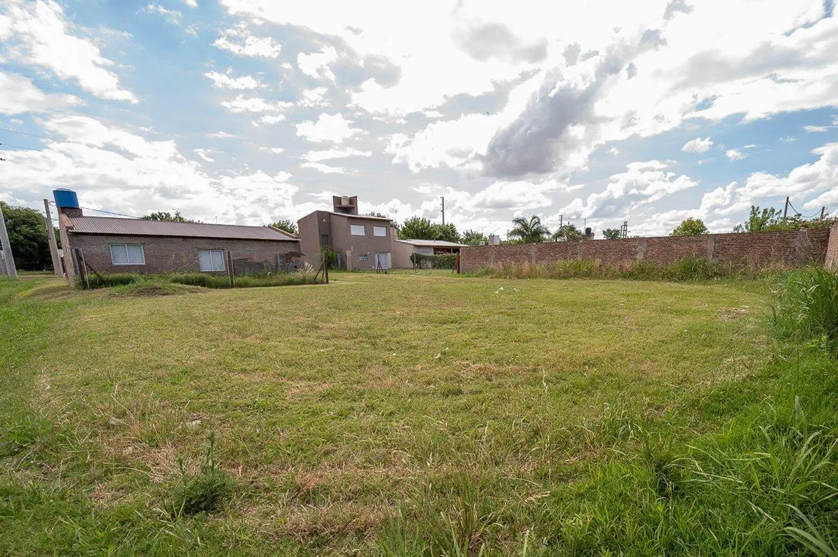 LOTE EN VENTA EN RICARDONE LAS MORAS ETAPA I 8