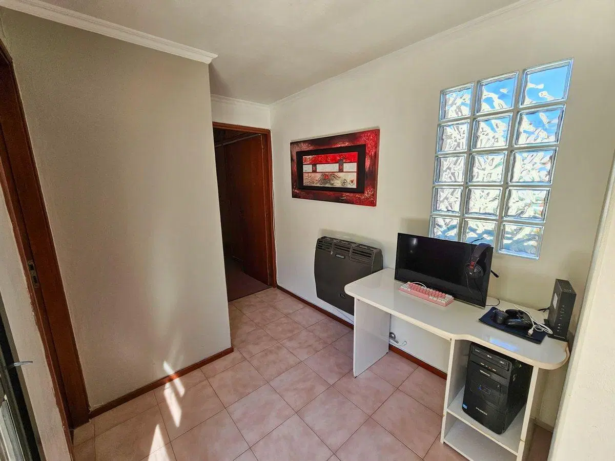CASA EN VENTA EN VILLA CONSTITUCIÓN APTA CRÉDITO 5