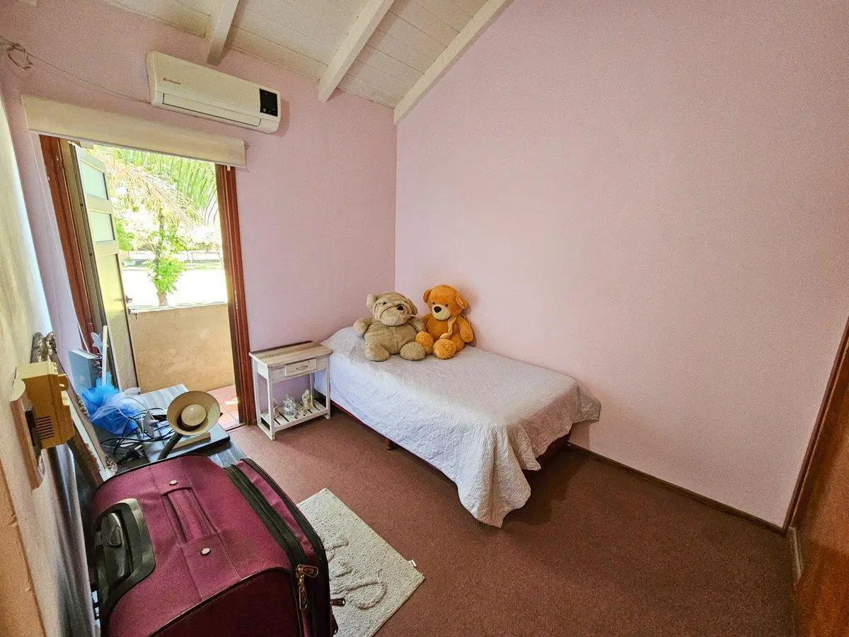 CASA EN VENTA EN VILLA CONSTITUCIÓN APTA CRÉDITO 8