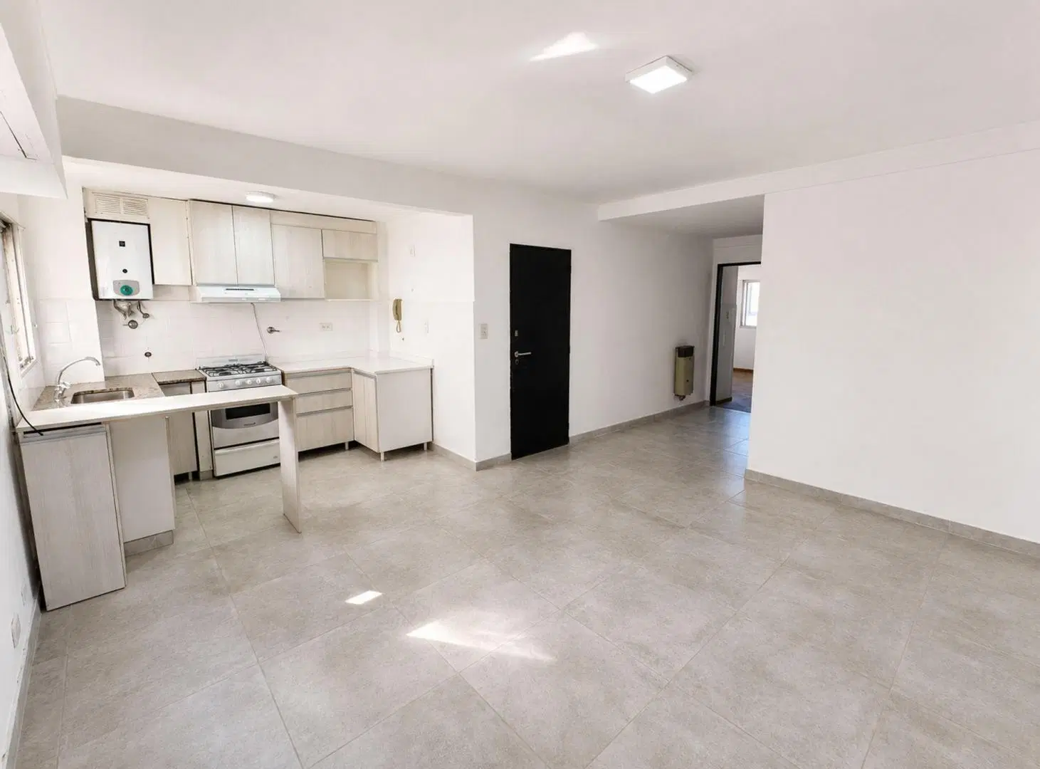 DEPTO DE 2 DORMITORIOS EN VENTA SOBRE BV. OROÑO 4