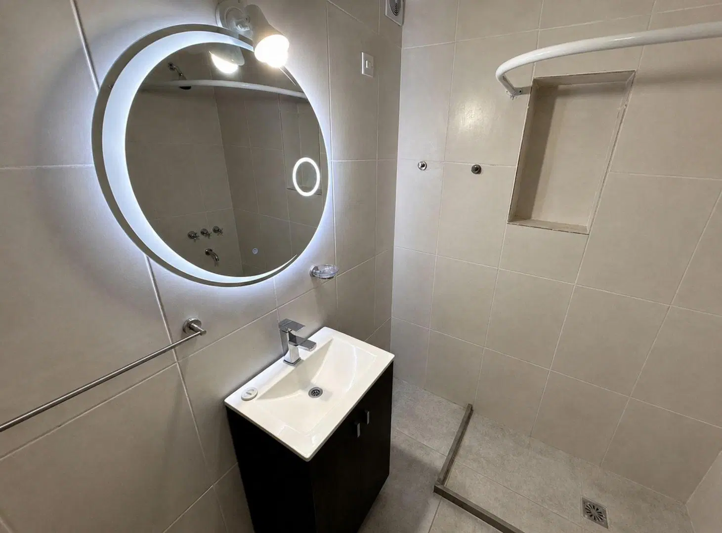 DEPTO DE 2 DORMITORIOS EN VENTA SOBRE BV. OROÑO 8