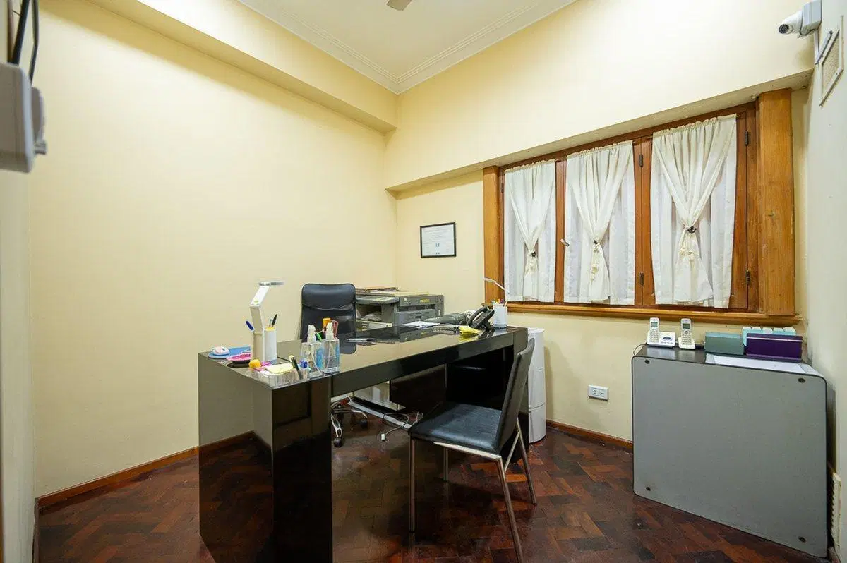 Venta PH planta baja 4 dormitorios frente al rio 3