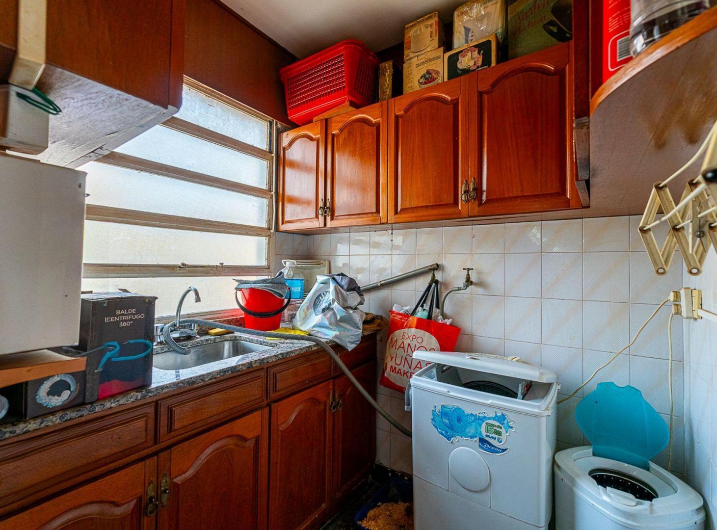 Foto de DEPARTAMENTO EN VENTA 3 DORMITORIOS CON COCHERA, imagen 2