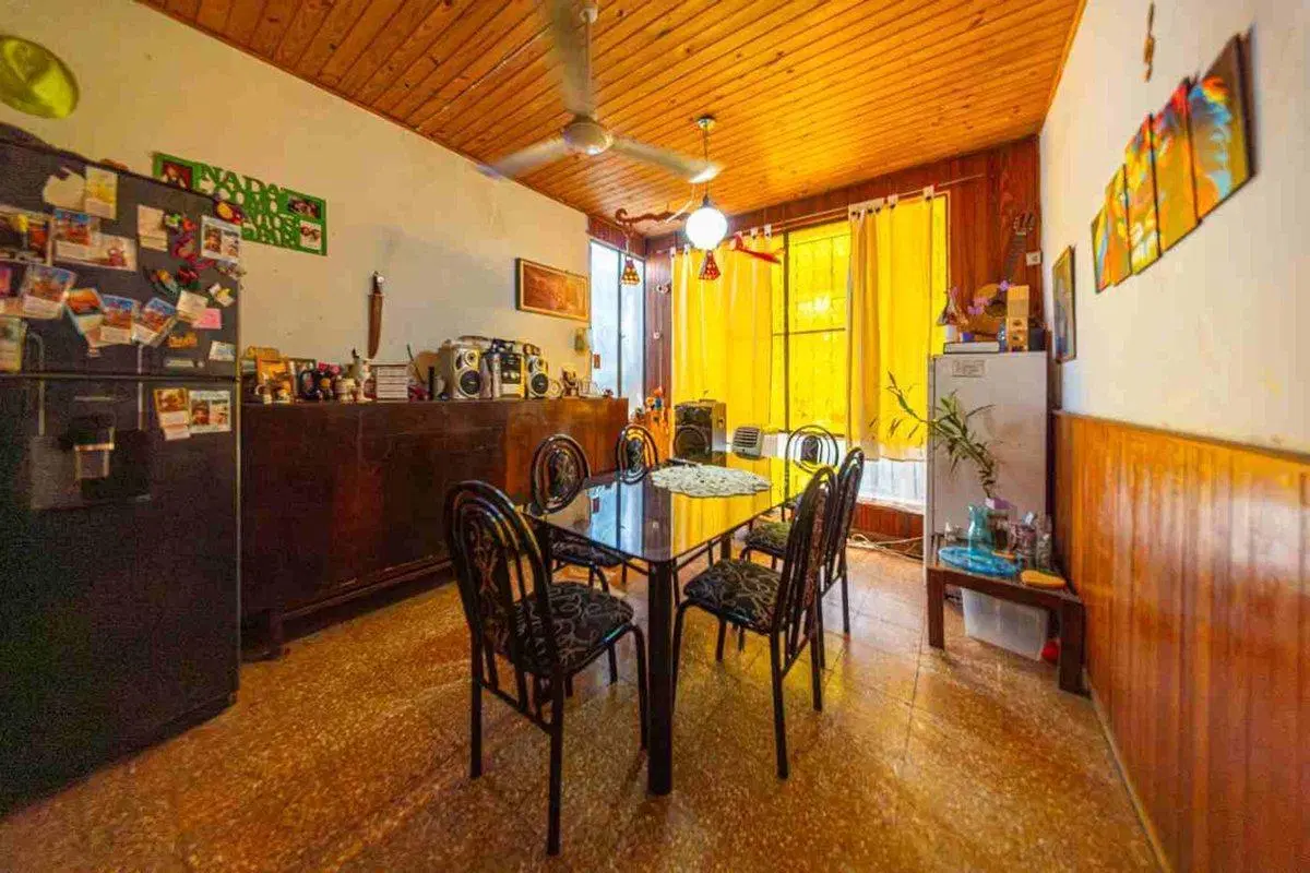 CASA EN VENTA EN B° BELGRANO DOS DORMITORIOS/PATIO 5