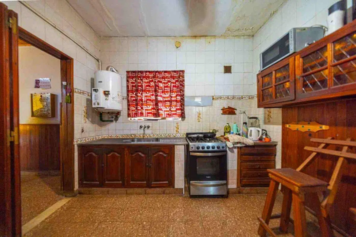 CASA EN VENTA EN B° BELGRANO DOS DORMITORIOS/PATIO 3